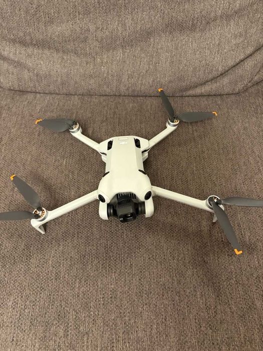 Drona DJI Mini 4 Pro Fly More + accesorii, garantie, care refresh