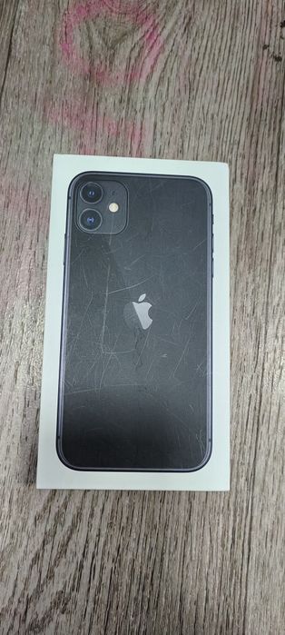 Продам IPhone 11, Air pods 3