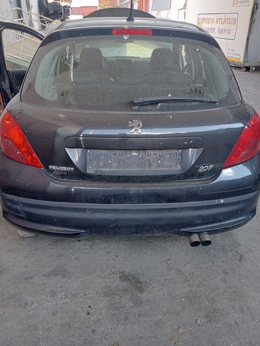 Dezmembrez Peugeot 207 an 2008 benzina 1.6 turbo