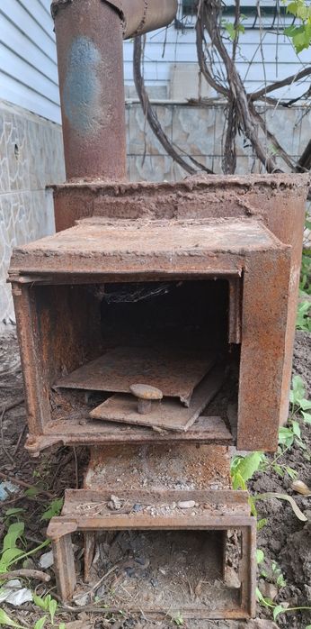 Продам чугунную печь