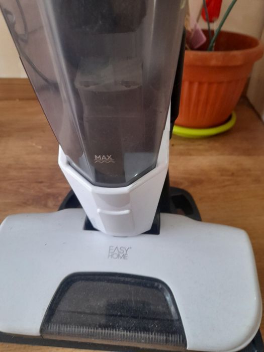 Прахосмукачка Easy Home