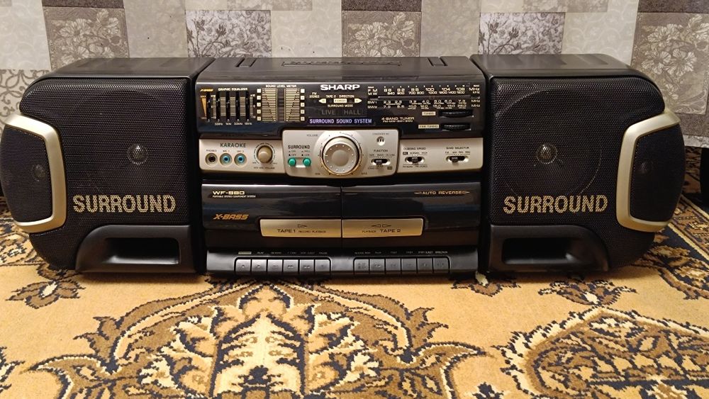 Двухкасетная магнитола Шарп.