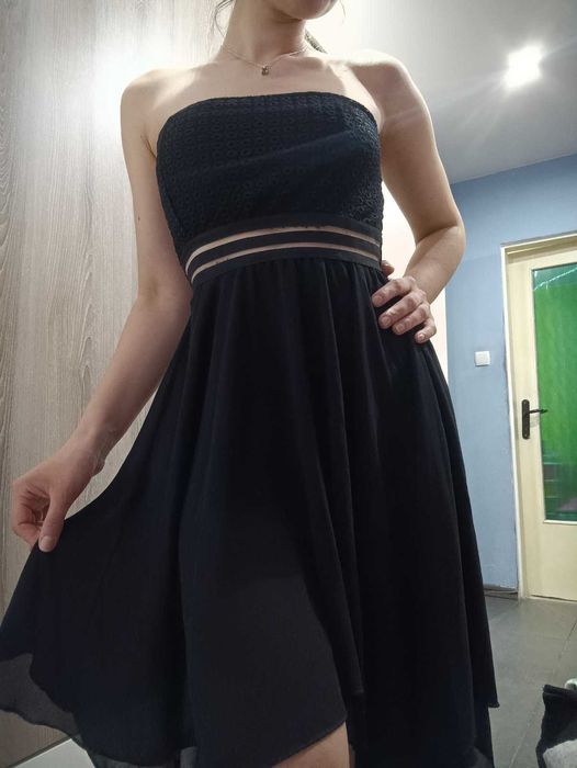 Черна рокля с опашка