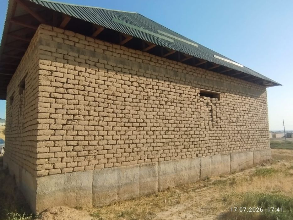 Үй сатылады зор зор