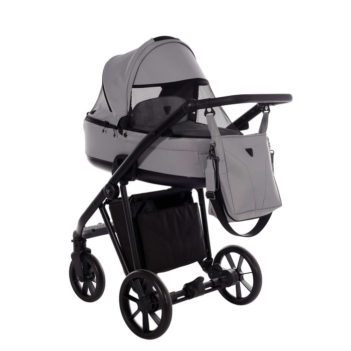 Бебешка количка JUNAMA SMART V3 3в1 с столче за кола