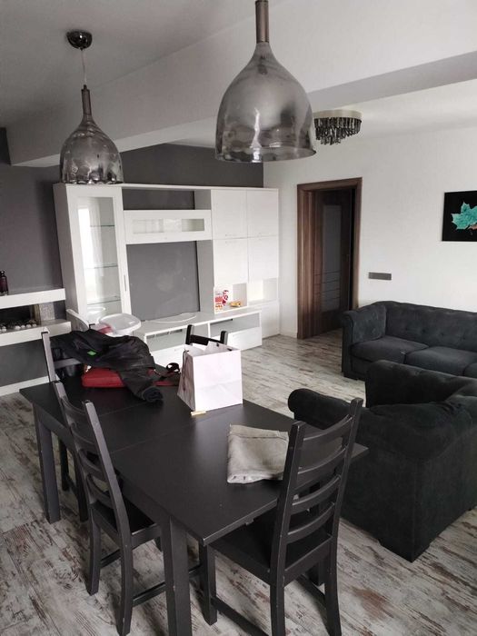 De vanzare apartament 4 camere Centrul Vechi