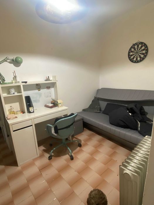 Ap de inchiriat 3 camere, curte si centrala proprie zona 13 Septembrie