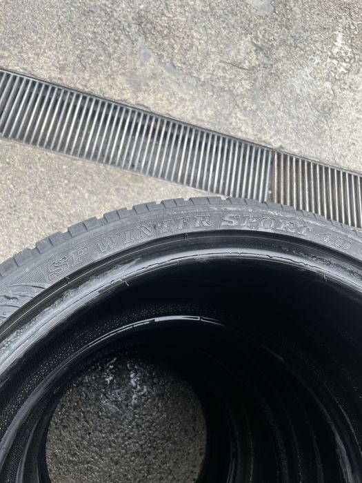 Гуми 285/30/21-Dunlop winter sport 4D