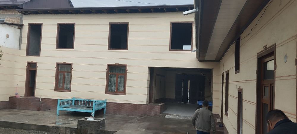 Tayor Hovli sotiladi