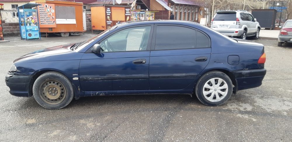 ТОЙЁТА Авенсис  Продаётся!