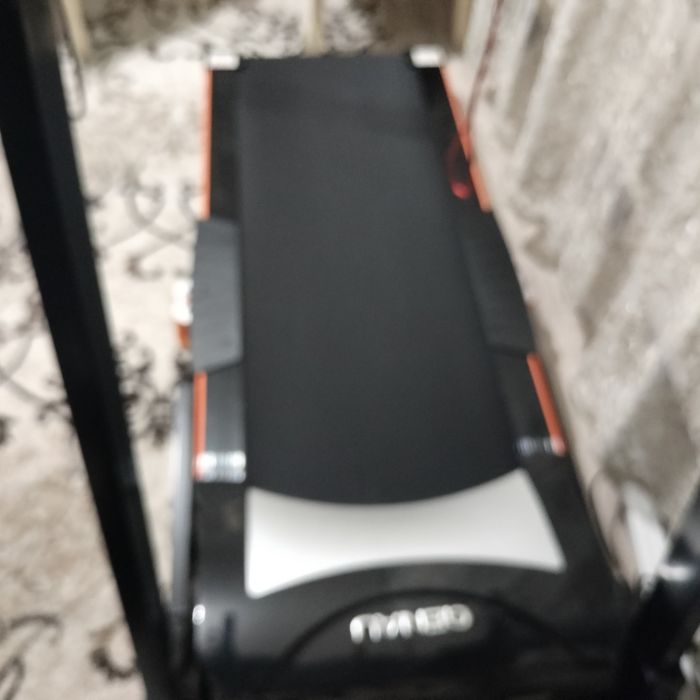 Беговая дорожка genau evoluation m800