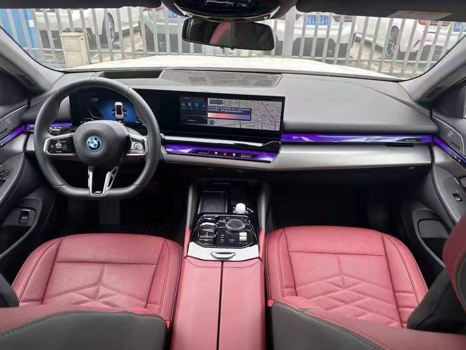 BMW i5 40L 2025 yil M-Sport