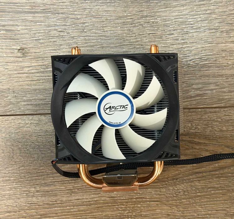 Asus Z97-Pro Gamer/I5 4690k/16Gb Corsair Vengeance/Arctic Freezer 13