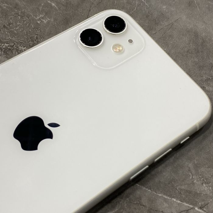 iPhone 11 128GB White Face ID 75%
