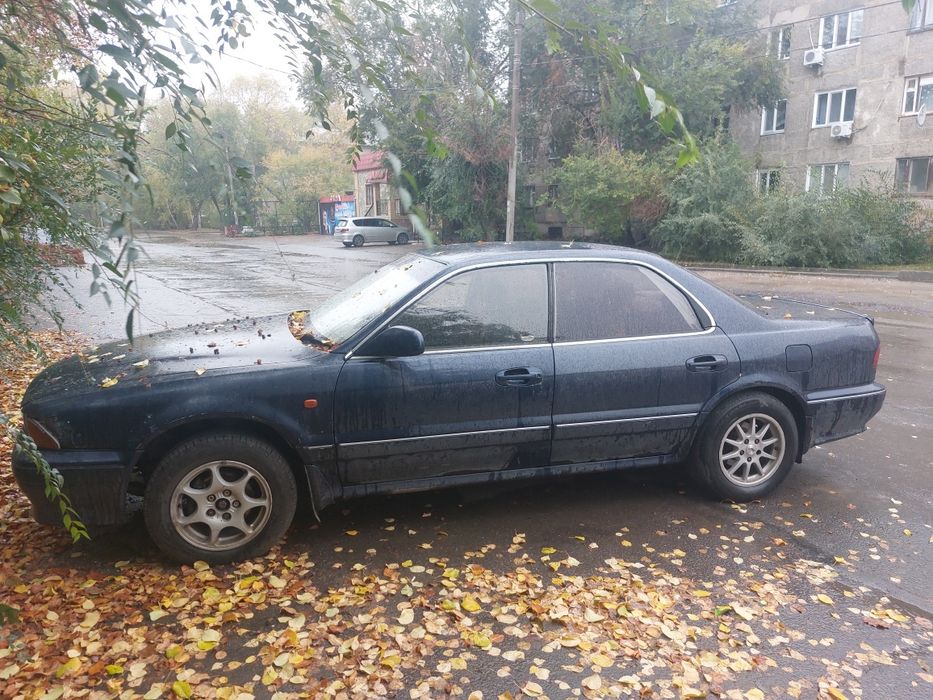 Митсубиси диамант 2.5 двигател 6G73  на ходу