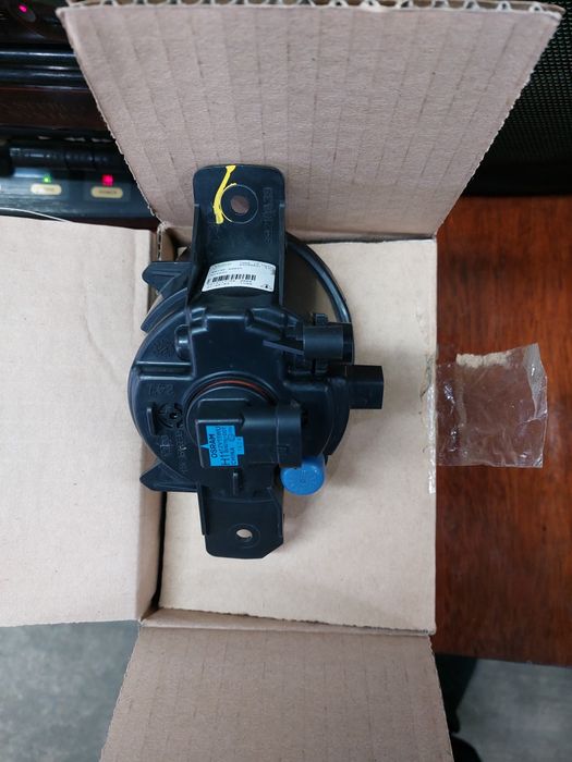 Автозапчасти на автомобиль.