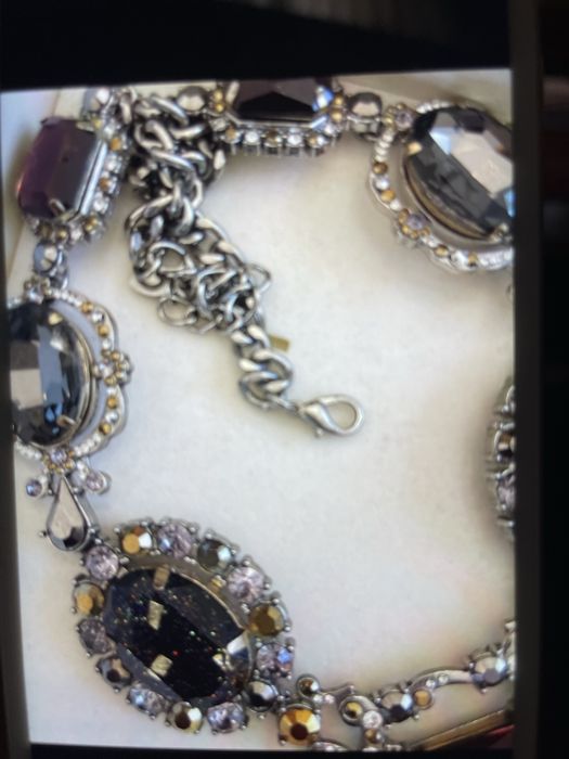 Colier   superb, versatil