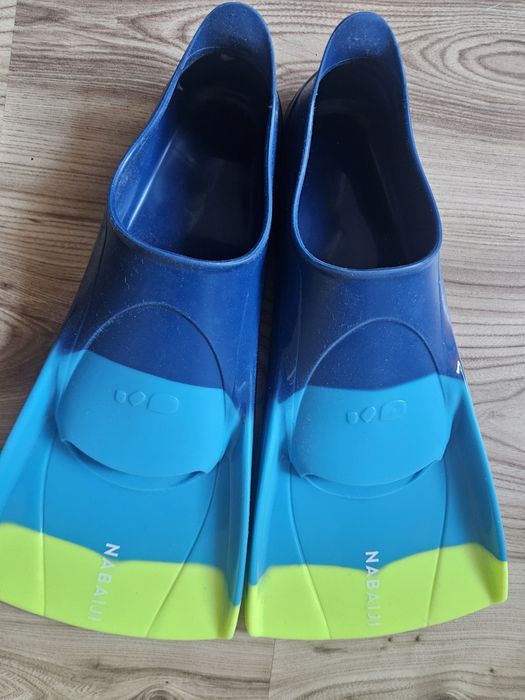 Плавници зо момиче размер 35-36