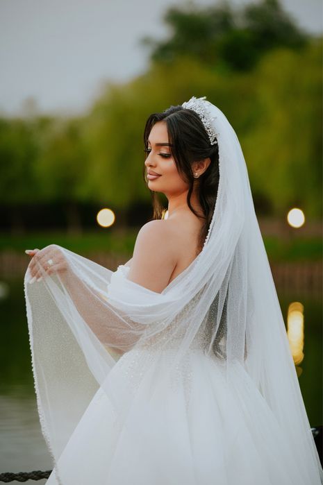 Vand rochie de mireasa