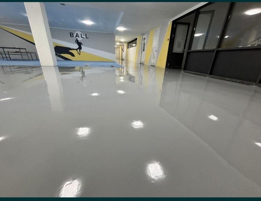 Эпоксидный полы. Топинг затирка.