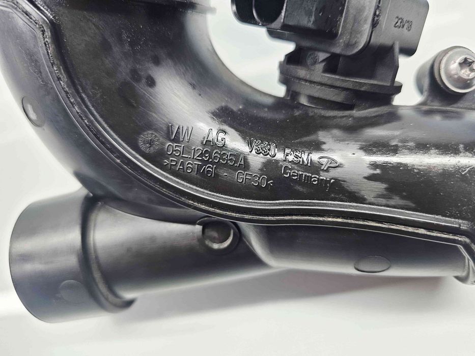 Tub admisie aer AUDI A4 (8W2, B9) [Fabr 2015-prezent] 05L129635A 2.0 T