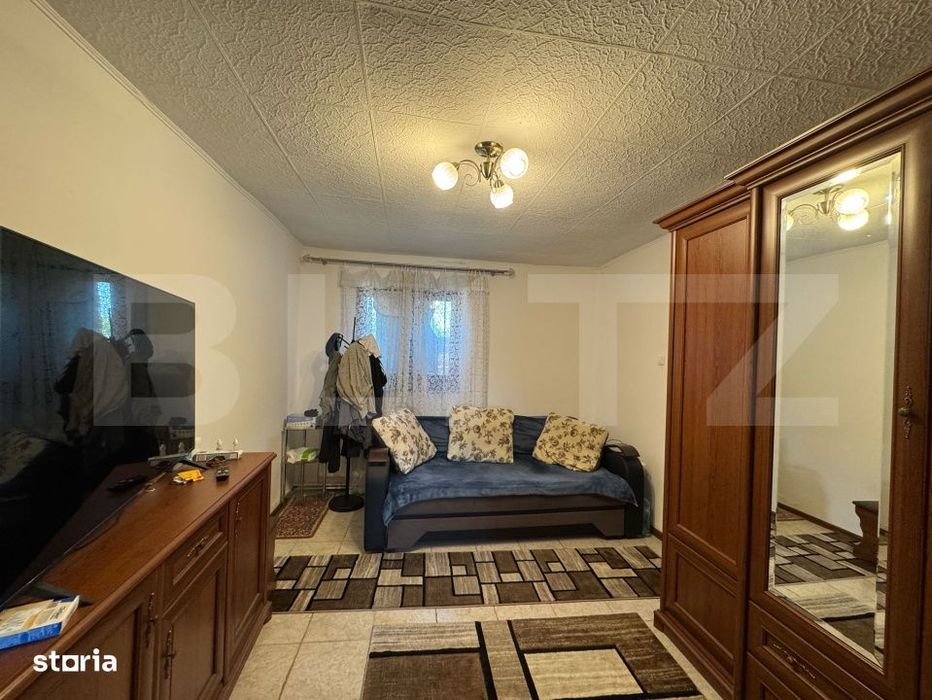 Casa cu 6 camere in Cristur, 287mp