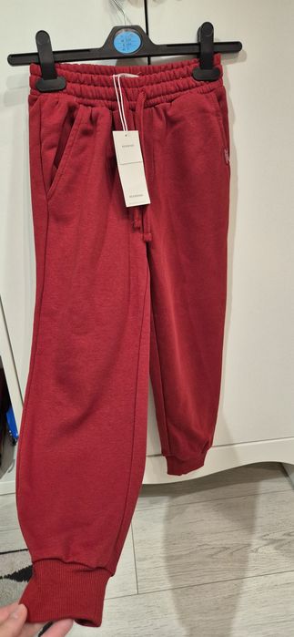 Pantaloni de trening Reserved marimea 128 noi