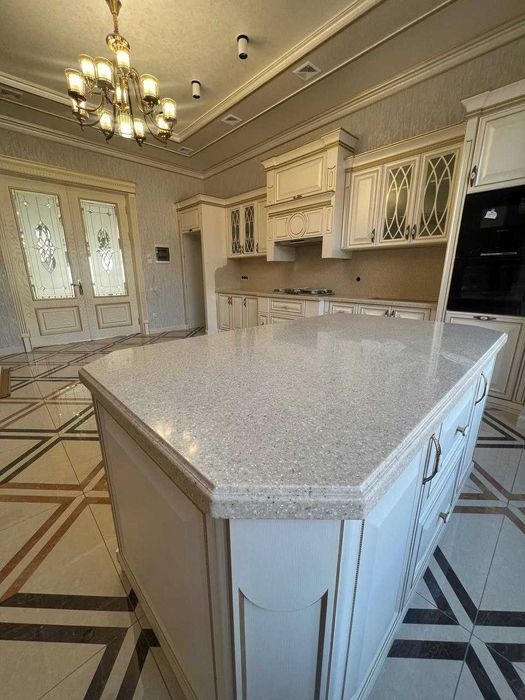 Столешница из Корейского кварцевого и акрилового камня