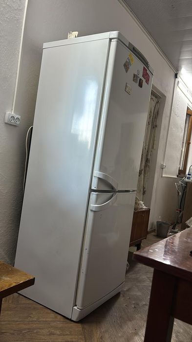 Холодильник Индезит