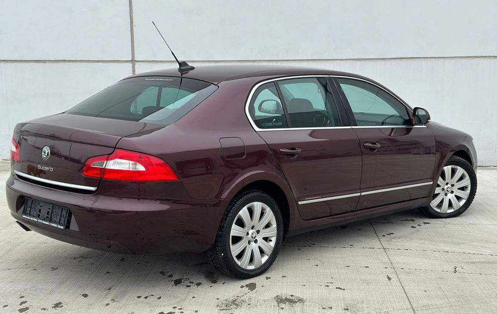 Skoda Superb 2.0 Tdi Automată