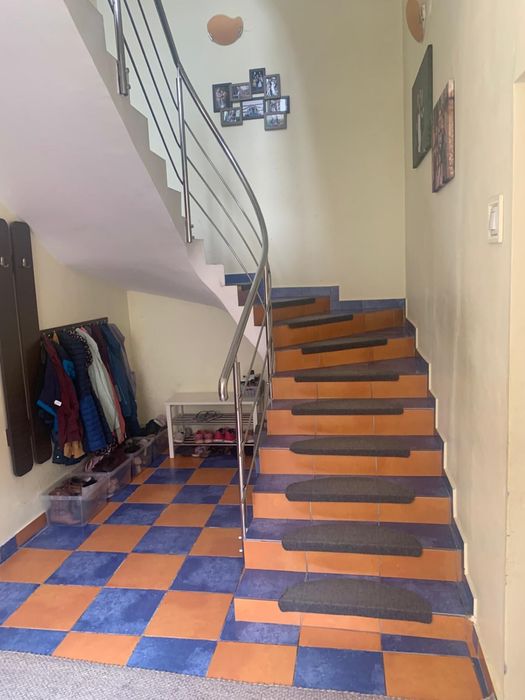 Casa de inchiriat