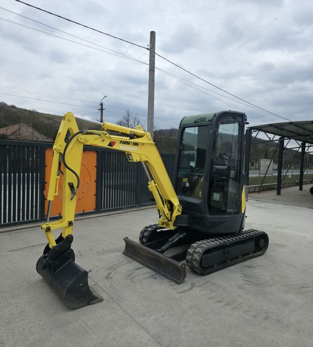 Vand miniescavator yanmar vio 20 2300kg