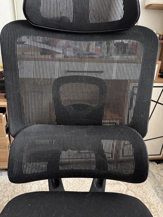 Кресло для офис и компьютер