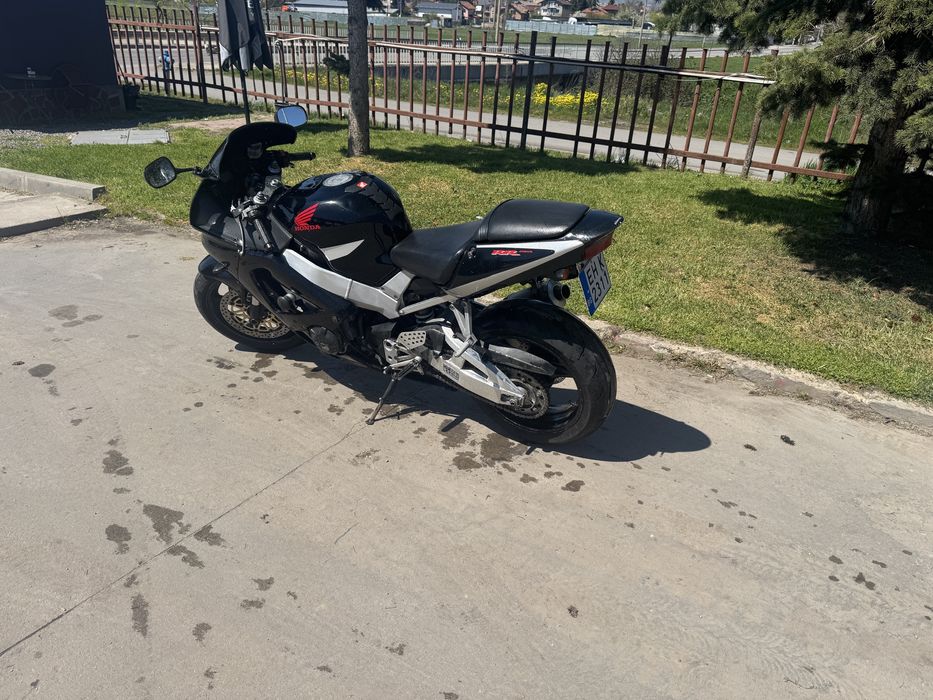 Хонда 929 rr 2004 г.