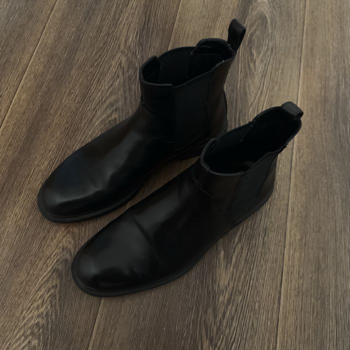 Продам ботинки