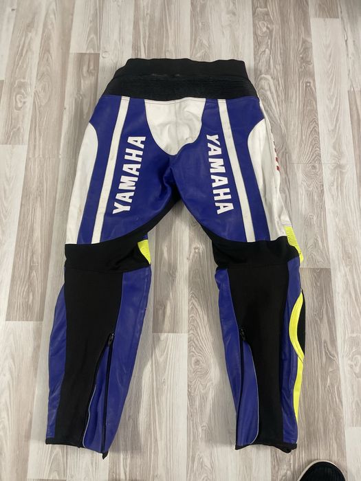 Мото екип ямаха може и отделно да се продават