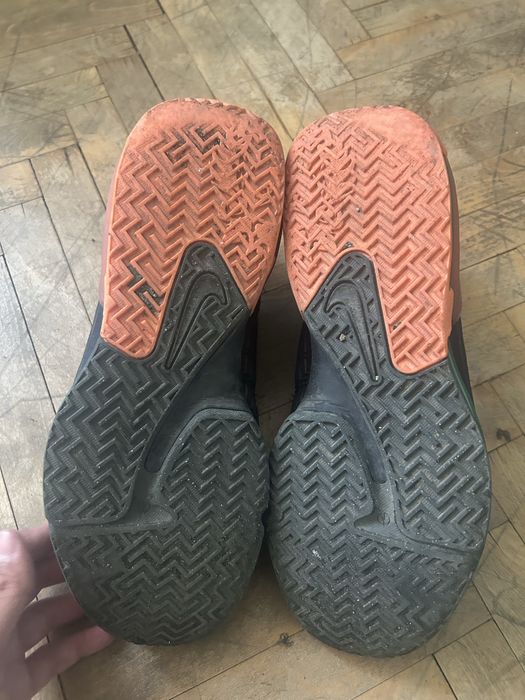 Nike Lebron Witness 6