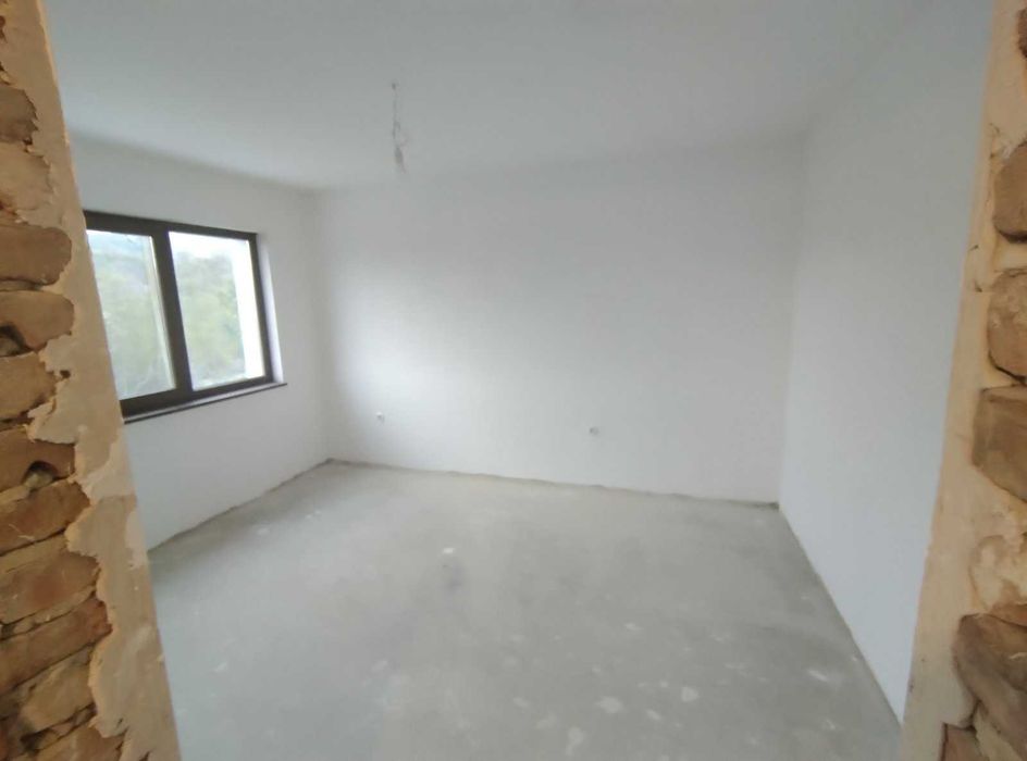 Продава се Къща в с. Осеново, Област Варна - 192 кв.м за 964 €/кв.м - Снимка #4