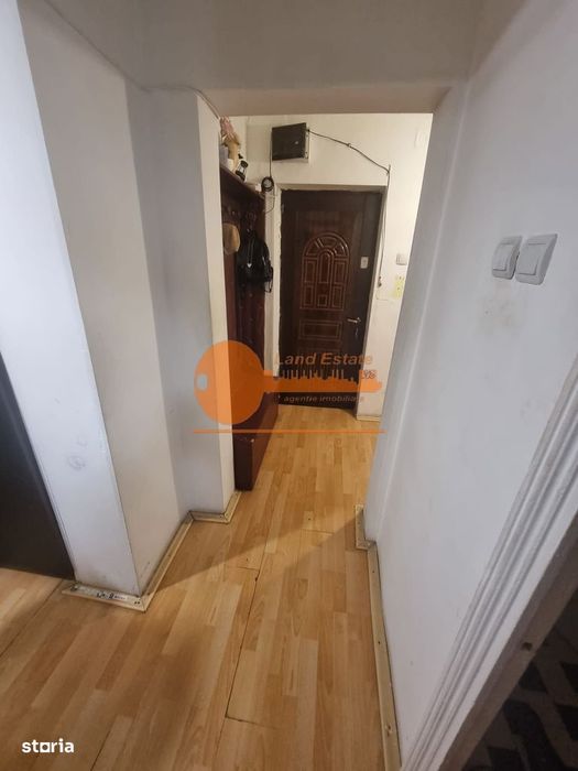 Apartament cu 3 camere in zona Crangasi