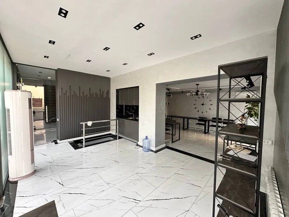 Продается помещение под офис Ор-р: Ц5 106м2