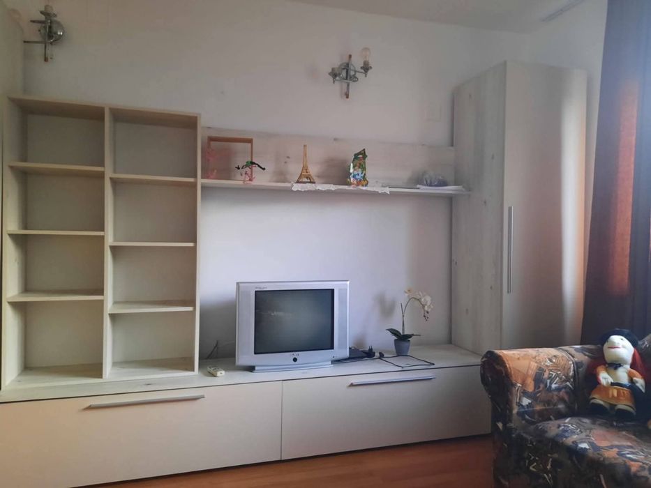 Vand apartament 2 camere