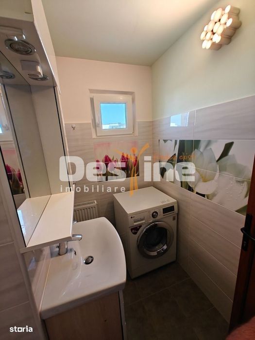 Apartament Superb  3 camere PLopeni 52.86 mp!