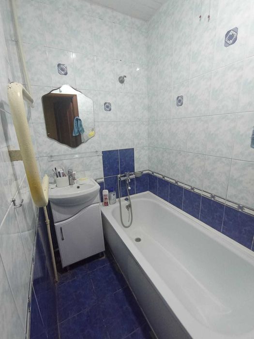 Продам 2 комн. квартиру в г.Уральск