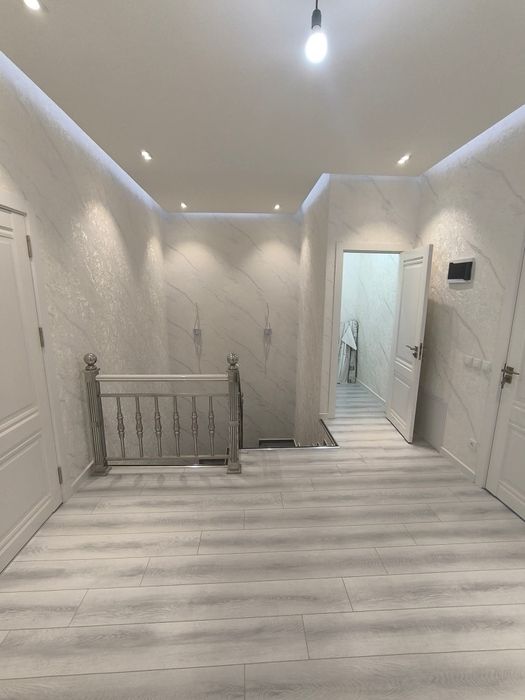 Продается двухэтажный дом в районе Сергели, Старые Сергели.
Площадь до