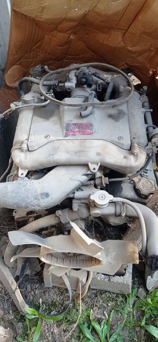 Продам двигатель 2, 7 v 6 на Сузуки XL 7