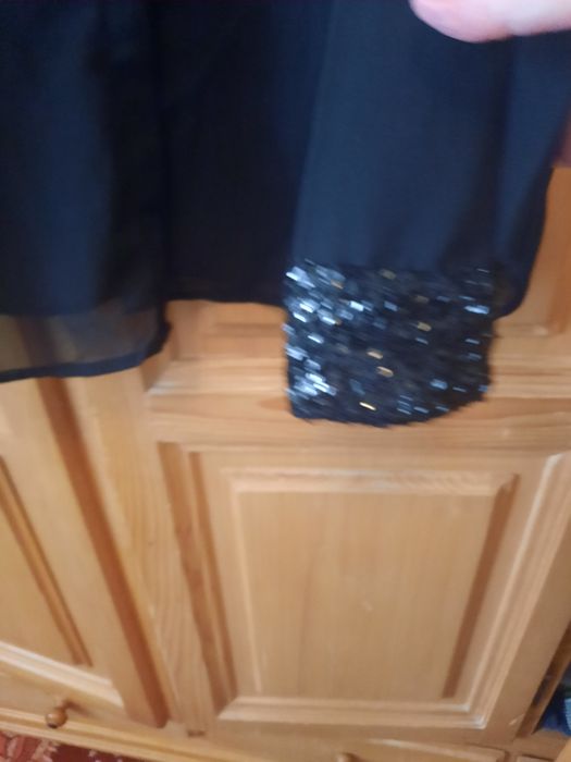 Bluza noua din voal cu paiete la guler și mâneci mărimea S-M