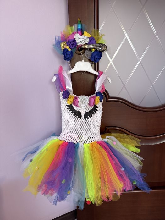 Платье с ободком