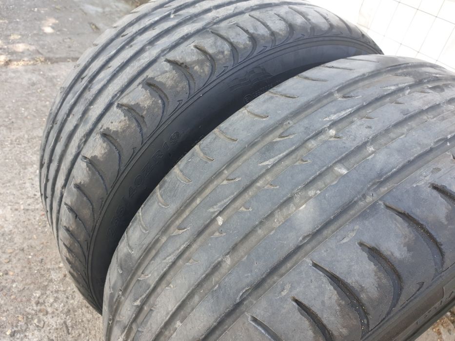 Продавам две гуми NEXEN 255/40/19