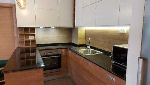 Дава се под наем Двустаен апартамент в Бургас, Славейков - 58 кв.м за 204 € - Снимка #2