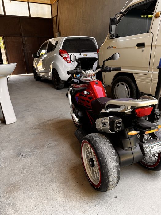 Detskiy motosikl. 3 4 oy ishlatilgan. Hama narsasi ishlidi aybi yoq